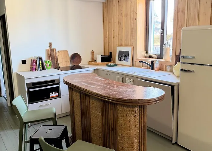 Maison Rouge Вилла